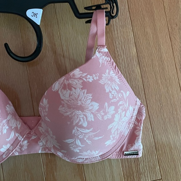 NWT TAHARI 3-pack lightly padded bras size 34C - Picture 5 of 9